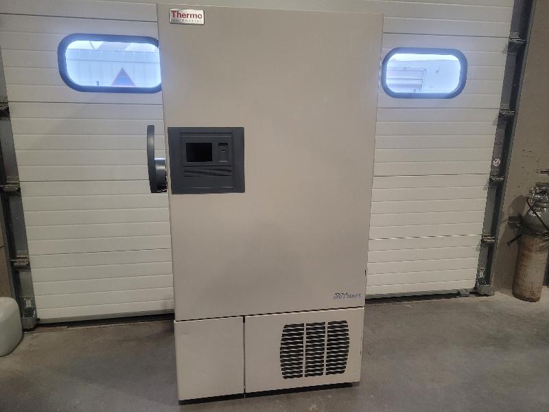 Congélateur vertical -85°c herafreeze hfu t series thermo fisher scientific_0