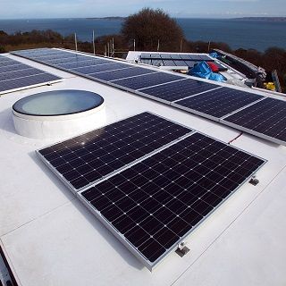 Système de fixation renolit alkorplan solar_1