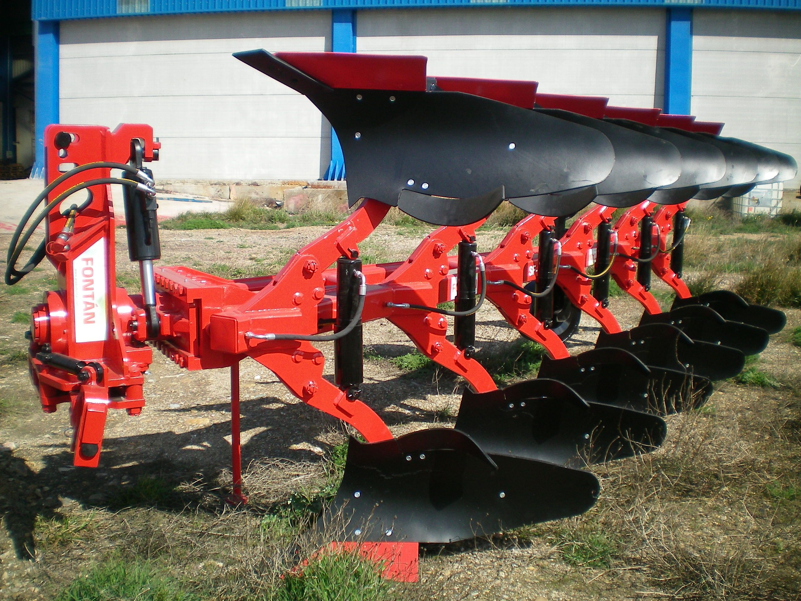 Estándar - Charrue agricole Arados Fontan - Distance entre corps 75/80/85 cm - Système Non-Stop hydropneumatique_0
