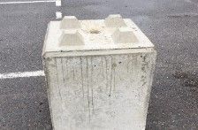 Bloc béton empilable - Magic Bloc - dimensions 90 × 60 × 60 cm - poids 0,5 tonnes_0