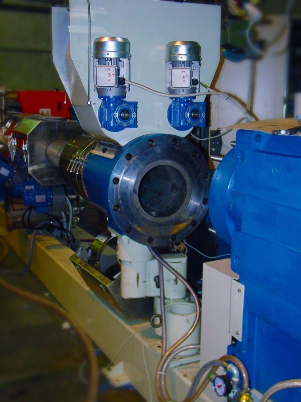 Ligne d’extrusion pour le recyclage des matières plastiques - Ferioli Filippo 1947 SRLS - sans densificateur et compatible multi-matériaux_0