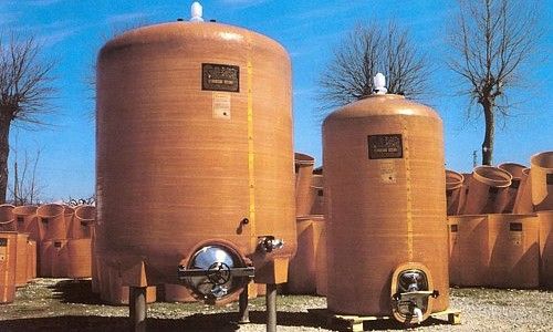 Cuves de stockage en fibre de verre - fond conique sur pieds avec puisard et trappe Ø 400_0