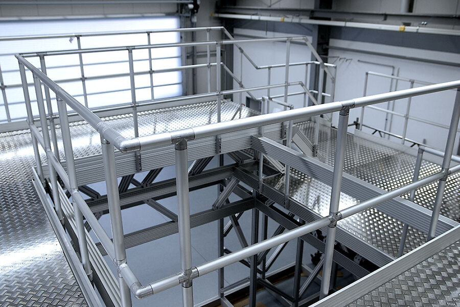 Plateforme de travail pour escalier