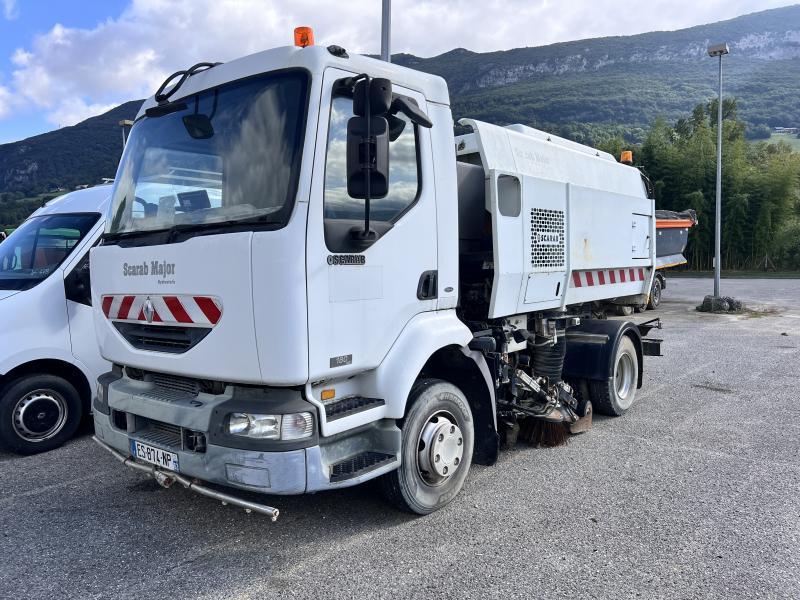 RENAULT camion balayeur scarab major_0