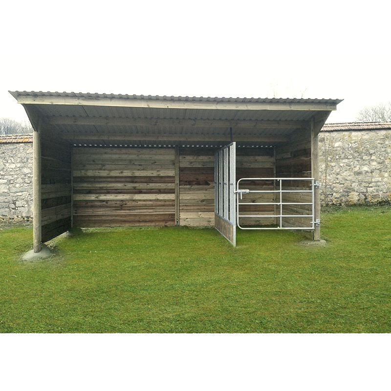 Abri de stockage en bois - Toiture bac acier - Bardage bois - Ancrage platine - Protection chevaux et foin_0