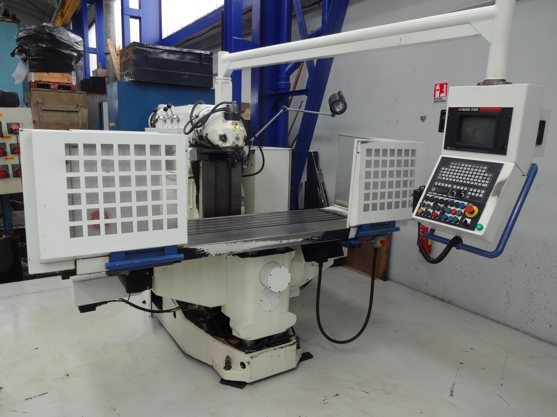 Fraiseuse universelle Huron MU BASIC - CNC NUM 720 - Table 2000x460 mm - Courses X1500 Y700 Z510 mm_0