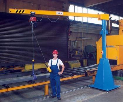 Potence de levage mobile sur fût - flèche surélevée à rotation manuelle 360° - capacité 125 à 500 kg_0
