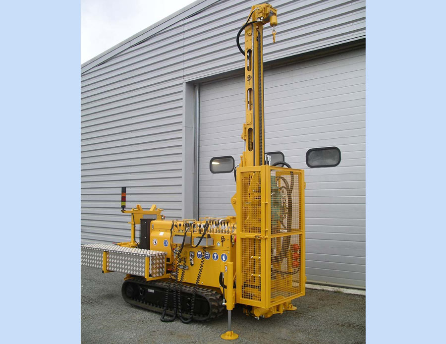 Sondeuse autonome hydraulique sur chenilles - Géotechnique - Moteur diesel 52 cv - 2 550 kg_0