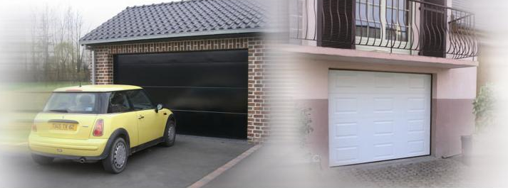 Porte de garage sectionnelle motorisée - ouverture plafond - panneau sandwich - avec portillon, hublot, isolation thermique et étanchéité à l'air_0