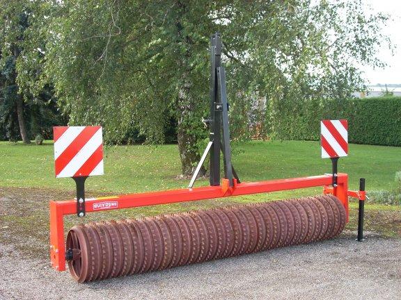 Rouleau porté-trainé RSR 300 lisse 550mm - Quivogne - largeur 3m, fonte lisse et châssis monopoutre_0