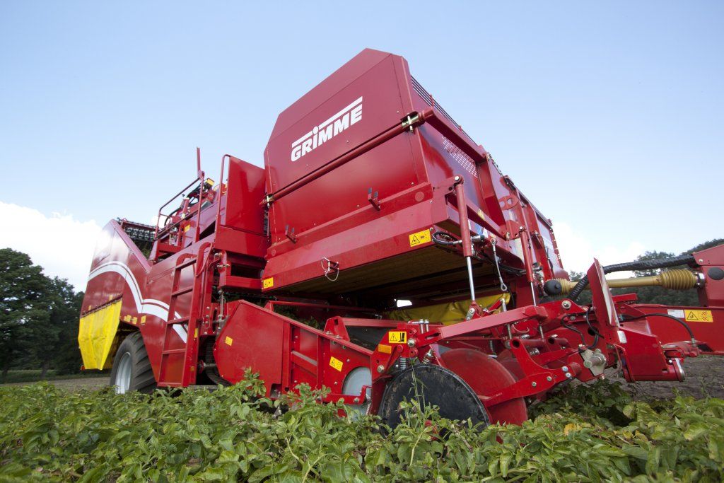 Arracheuse se150-60 2 rangs - grimme france - capacité du trémie 7500 kg_0
