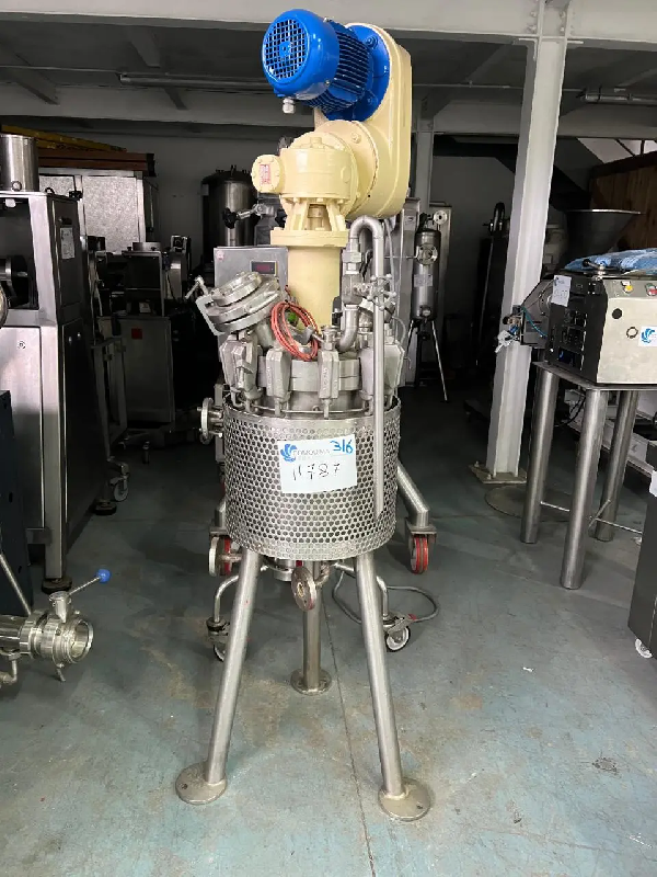 Réacteur en acier inoxydable 316 22 litres avec agitation et enveloppe - référence                        :                         c11787_0