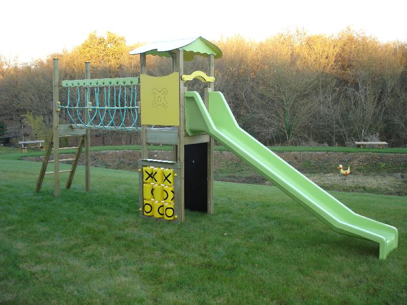 Structure de jeux Bouton d'or junior - avec toboggan pour enfants de 3 à 8 ans_0