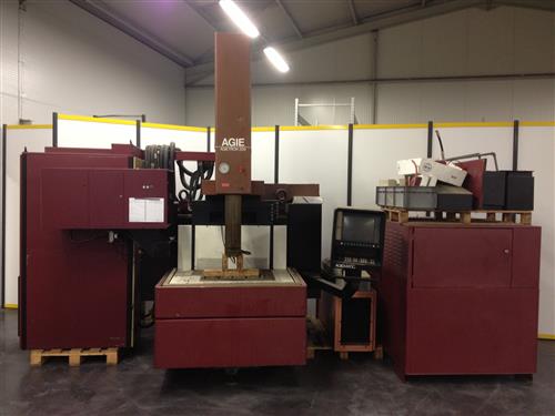 Électro-érosion à enfonçage Agie Agietron 200 - CN Agiematic - Courses 500x500x500 mm - Puissance 15 kW_0