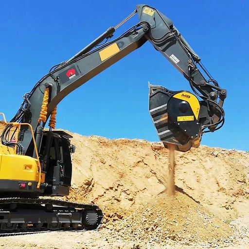 Godet concasseur BF80.3 S4 pour pelles hydrauliques_1