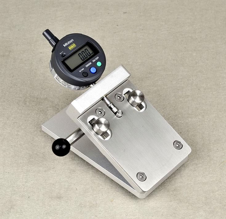 FWG-1 - Système de mesure de largeur de jupe pour boîtes avec précision ±0.01 mm_0