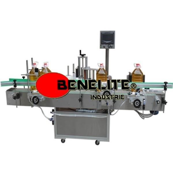 Étiqueteuse automatique adhésive pour bouteilles d'huile - Double étiquettes double face - Convoyeur motorisé_0