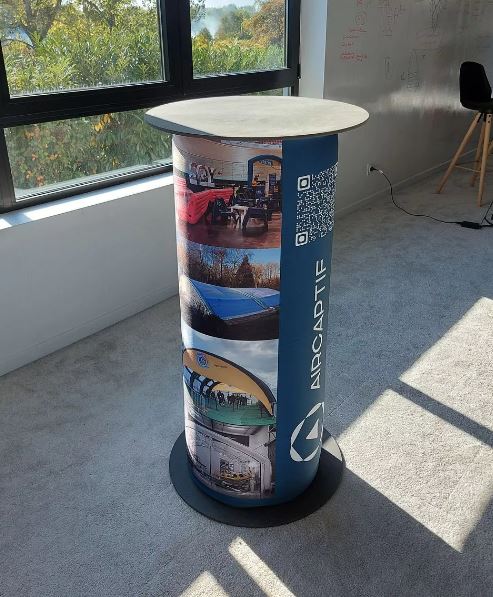 Mange-debout - table cylindrique AirCaptif - pliable, personnalisable et installation en 1 minute_0