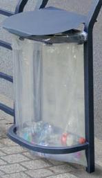 Corbeille publique conviviale 'Vigipirate' - conforme au plan Vigipirate - cadre en acier et couvercle anti-pluie_0