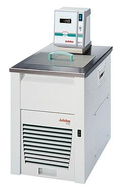 Cryothermostat compact JULABO F32-EH réf 9118632 - chauffage et refroidissement haute précision_0