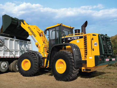 Chargeuse articulée 23T - 4500L - Hauteur de déversement 3090 mm - Capacité godet 4,2 m3_0