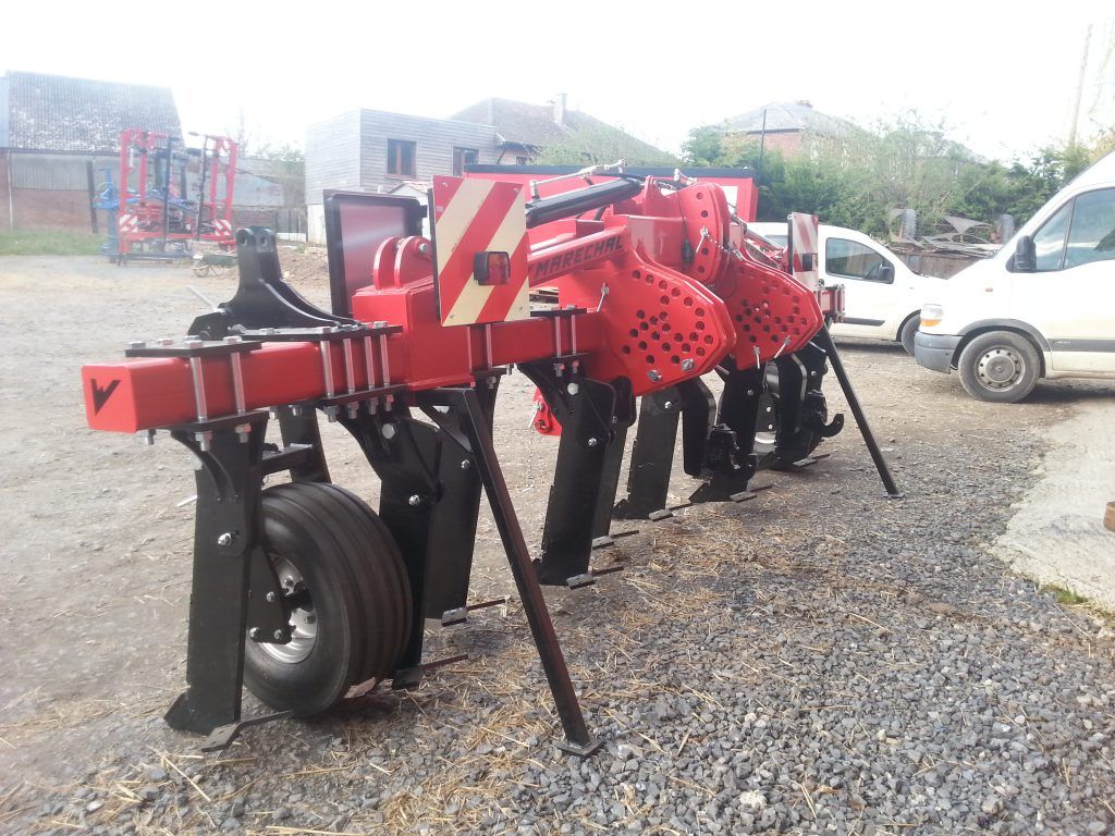 Décompacteur agricole - maréchal - largeur de travail: 3 à 6 m_0