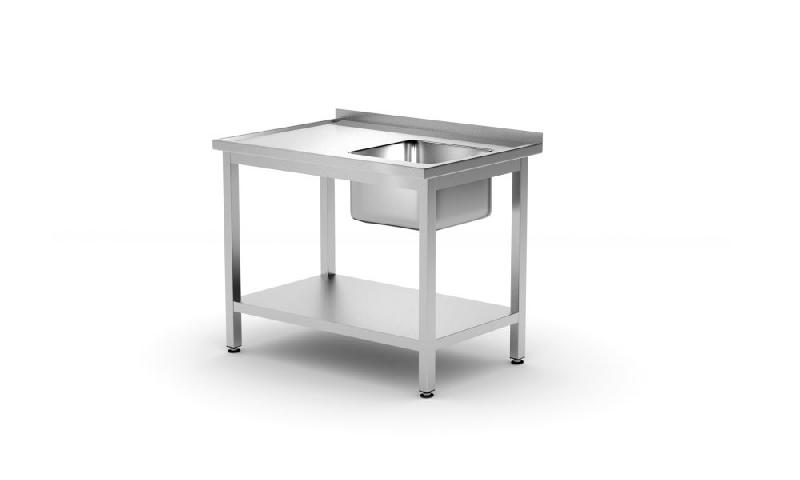 Plonge inox cuisine professionnelle avec 1 bac à droite et étagère