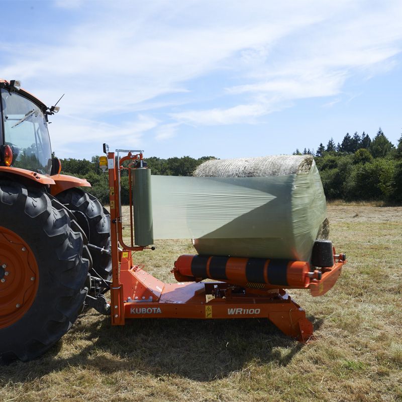 WR1100 - Enrubanneuse agricole Kubota Europe SAS - Balles 1.25×1.50m jusqu'à 1200 kg_0
