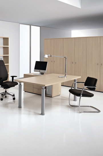 Tables de réunions studio de babini wengé, verre et aluminium_0