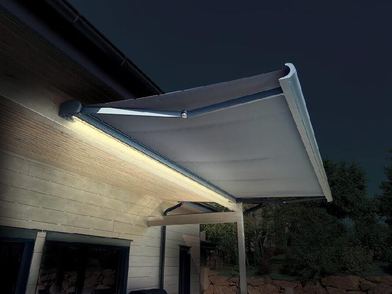 Store Banne Toile UO Électrique (Moteur Télécommande) Éclairage Lumière Led Coffre Intégral 131 en Sur Mesure Référence: Store Banne 131 LED_0