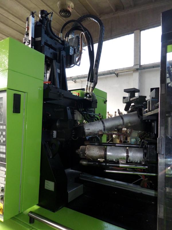 Micro presse à injection de plastique 80T - Engel tri-matières_0