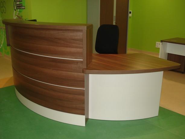 Banque d'accueil EHPAD - Agencement de hall d'accueil et de réception_0
