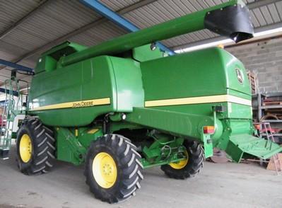 Moissonneuse batteuse john deere t560_0