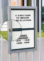 VITRINE À  PORTE OUVRANTE