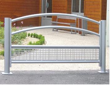 Barrière urbaine Basik - épurée et géométrique pour tous types d'environnement_0