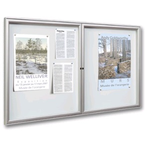 Vitrine intérieure simple face - double battant - aluminium et plexichocs - 750x1200mm ou 1050x1400mm_0