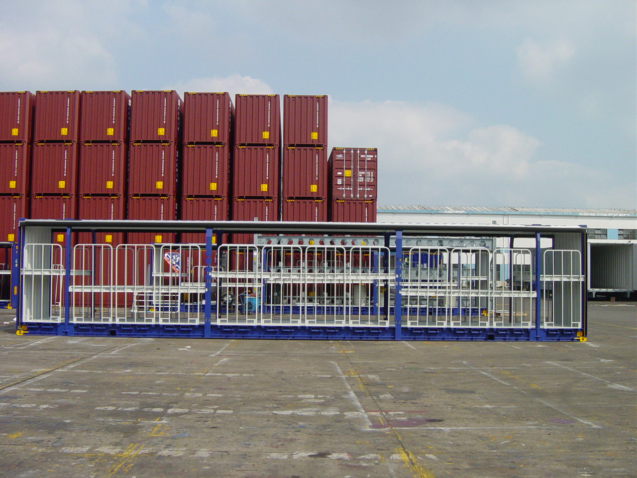 Container avec grille   total -  40' pieds_0