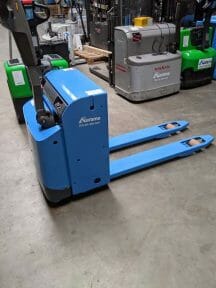 Transpalette électrique reconditionné - Référence 4811 - Modèle PLL200 - Capacité 2000 KG - Hauteur de levage 800 MM - Année 2014_0