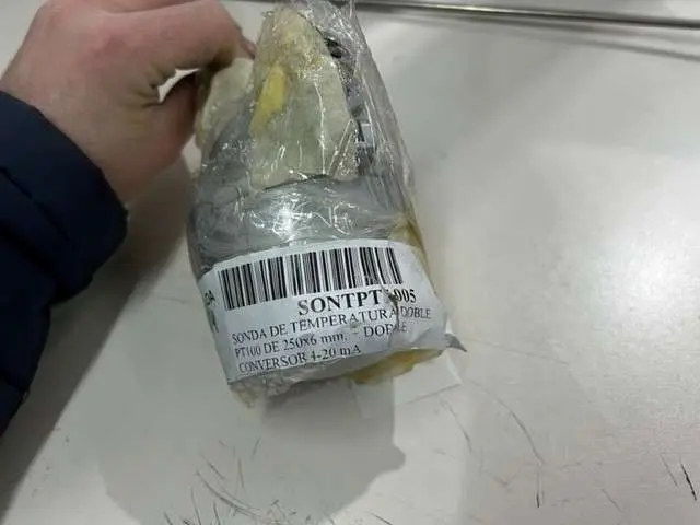 Sonde de température double pt100 inutilisée - référence                        :                         c7184_0