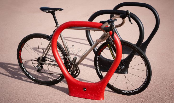 Superlock - Porte-vélos urbain en polyéthylène recyclé renforcé béton BFUP - Poids 20 kg_0