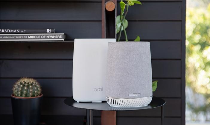 NETGEAR RBK50V - Routeur sans fil tri-bande (2,4 GHz / 5 GHz / 5 GHz) - Débit max 3000 Mbit/s - Blanc_0