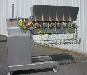 Doseuse série 6 têtes à lobes - châssis mobile en forme de pont avec trémie double paroi et rampe coupe-gouttes_0