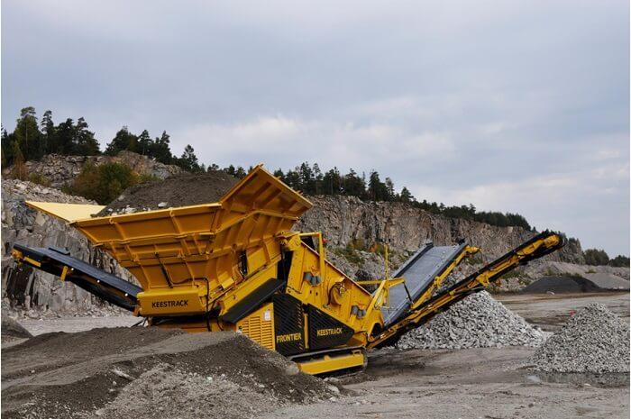 Scalpeur Keestrack K7e - version thermique ou hybride bi-énergie avec alimentateur métallique_0