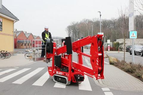Nacelle araignée en location - Hauteur de travail 14.90m - Compacte et adaptée à tous les terrains - NASL-ARAI-15M_0