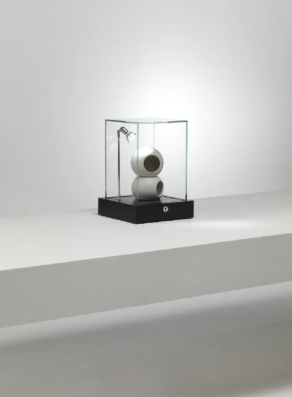 Vitrine muséographique à poser TB/30VA - noir - colonne 30x30x33,5 cm avec spot LED intégré et cloche vitrée_0