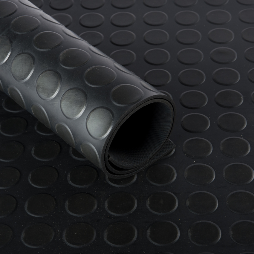 TAPIS PASTILLES NOIR 3 MM (LARGEUR 150 CM)