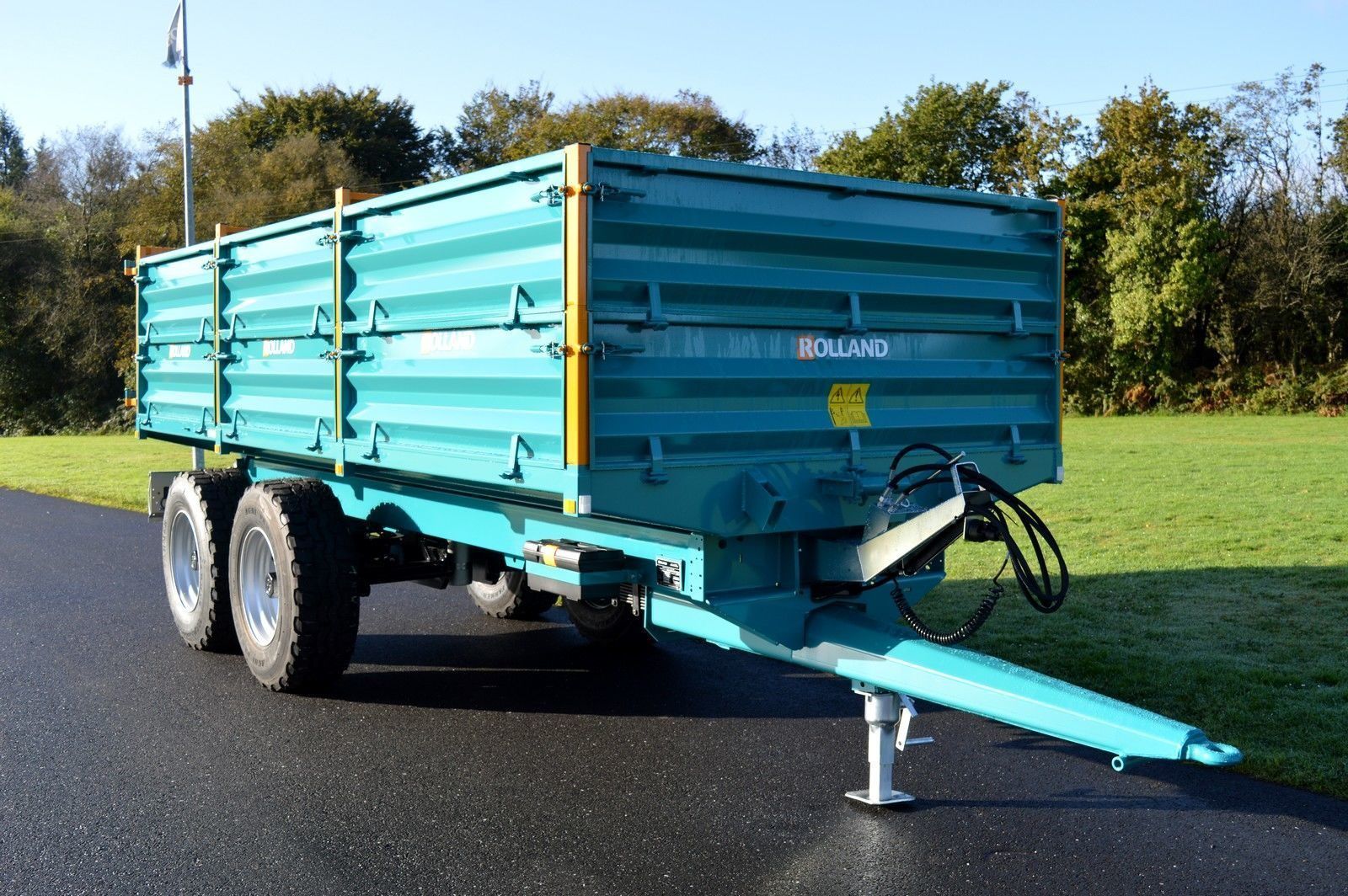 BH 140 - Benne à ridelles polyvalente - Rolland - Charge utile 14 tonnes_0