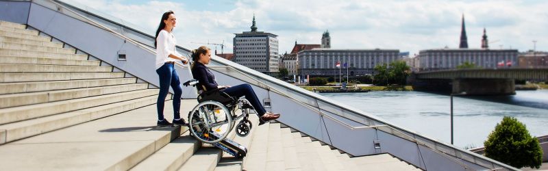 Chenillette monte-escalier électrique liftkar ptr - sano transportgeraete gmbh_1