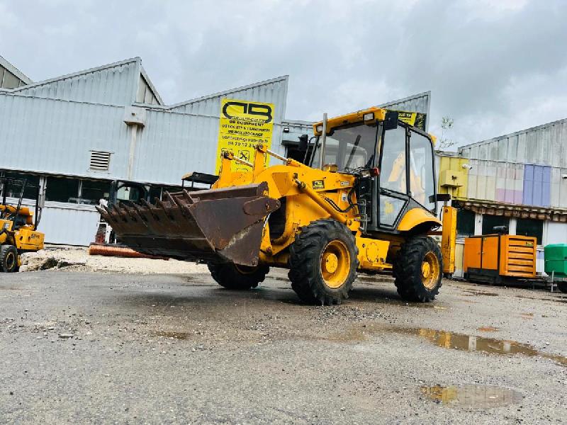 JCB tractopelle 2cx 5.2t (net de tva)_0