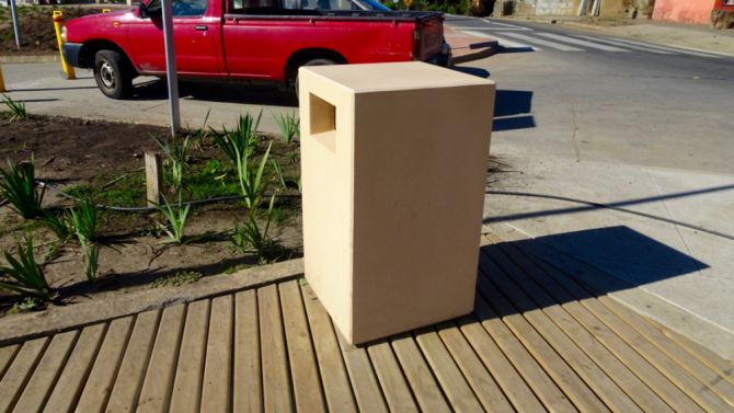 Versatil - poubelle publique en béton préfabriqué - Magourban - 65 L - finition écaillée et imperméabilisée_0